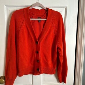 Gap sweater with buttons